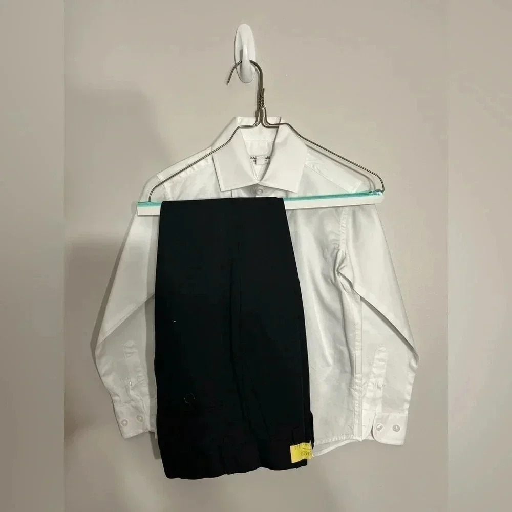 Boys Isaac‎ Mizrahi black pants and white shirt set size 4/5